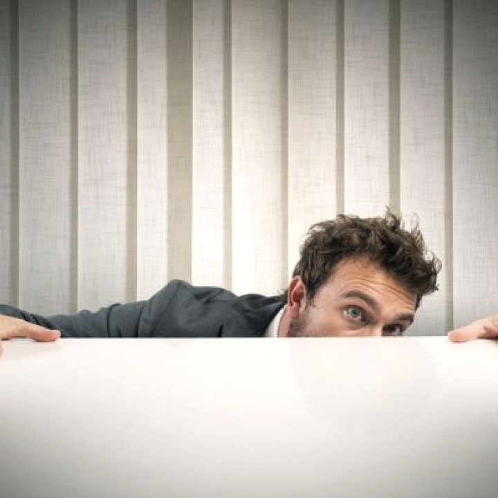 Facing your fears: How avoidance and panicking may maintain your anxiety instead 