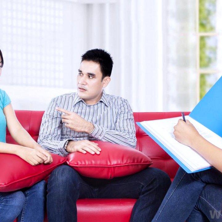 Clinical psychologists in Singapore: Training and cultural competency
