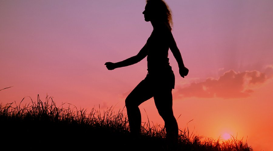 Can Going On Walks Actually Reduce Anxiety & Depression?