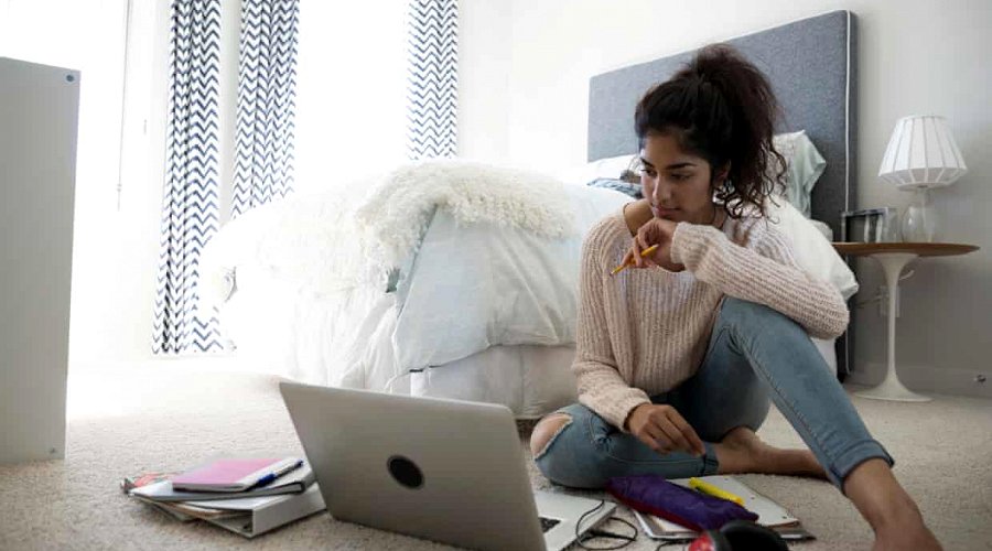 Effective Coping Methods by International Students With Homesickness and Depression