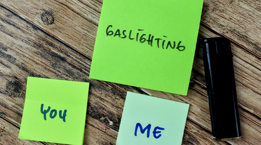 Gaslighting In Friendships: Identifying Manipulative Behaviours