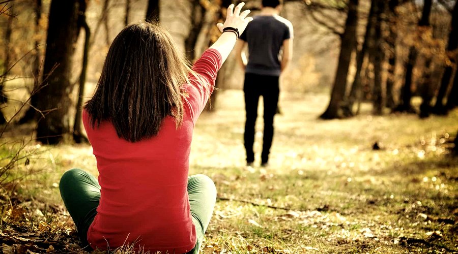 Riding the Waves of Grief: Moving on From a Relationship