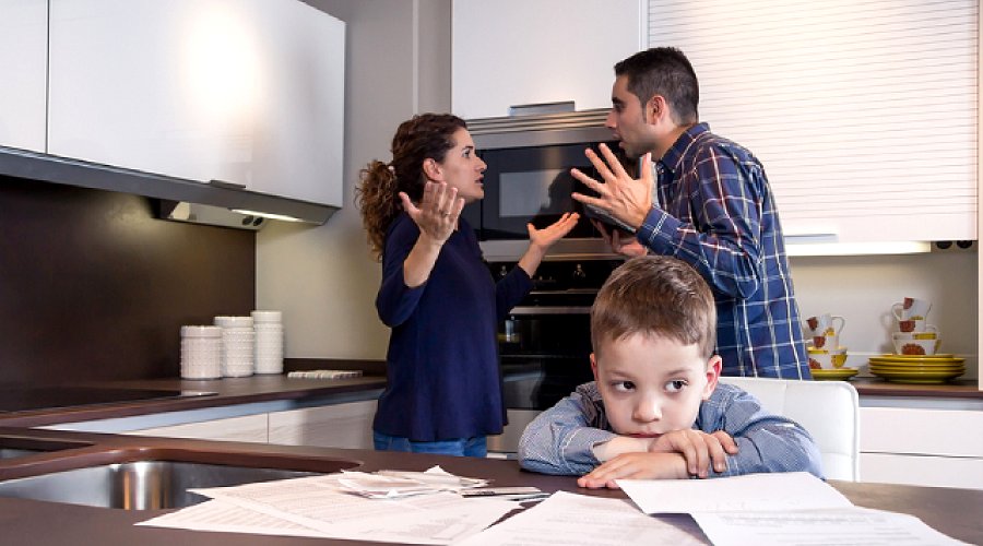 How Generational Trauma Influences Family Dynamics