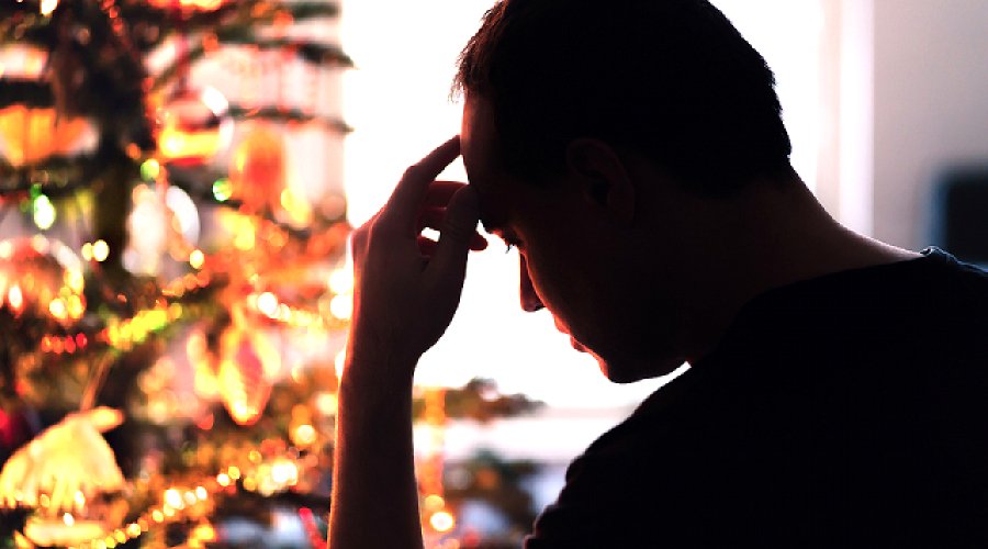 How To Effectively Manage Stress During The Holiday Season